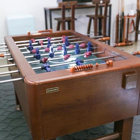 Pool & Hot Tub Home W Game Room! 1 Mile To Beach! ジャクソンビル・ビーチ エクステリア 写真