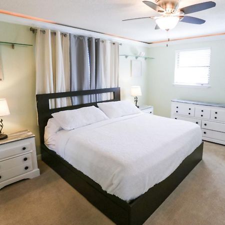 Pool & Hot Tub Home W Game Room! 1 Mile To Beach! ジャクソンビル・ビーチ エクステリア 写真
